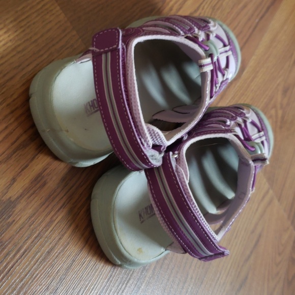 Khombu Sandals Girls Purple Sneakers - Picture 5 of 5